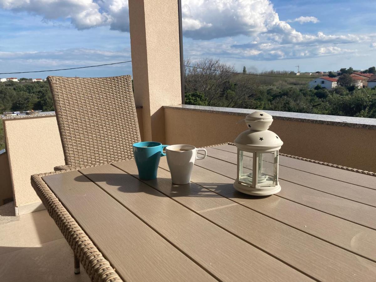 Apartman Hmelina Врси Екстер'єр фото